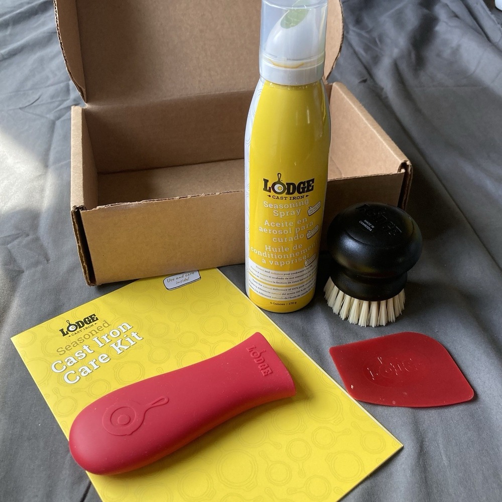 Lodge Cast Iron Seasoned Cast Iron Care Kit